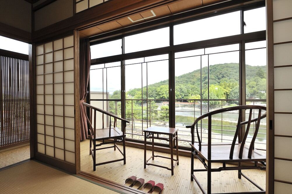 半露天風呂付き和室12畳 あけぼのからの眺め例