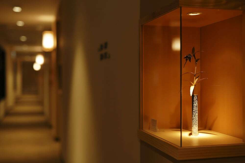 豊かな自然と美しい伝統工芸に、心が浄化されるホテル3850249