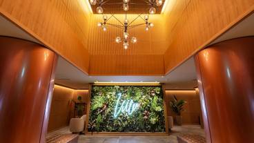 内部エントランス / 2