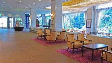 ロビー応接スペース / 9