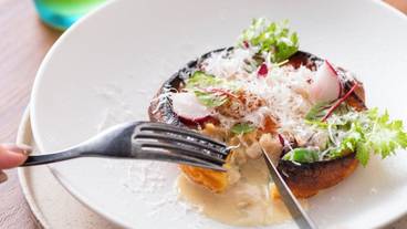 食事・飲み物 / 19