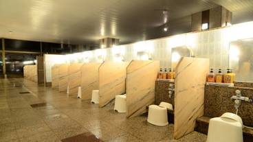 大浴場 シャワーブース / 8