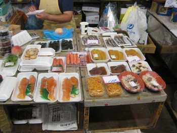 「魚菜小売市場」 その他 2186172 刺身だけでなく惣菜も安い！