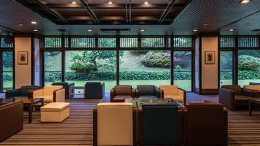 ロビー応接スペース / 1