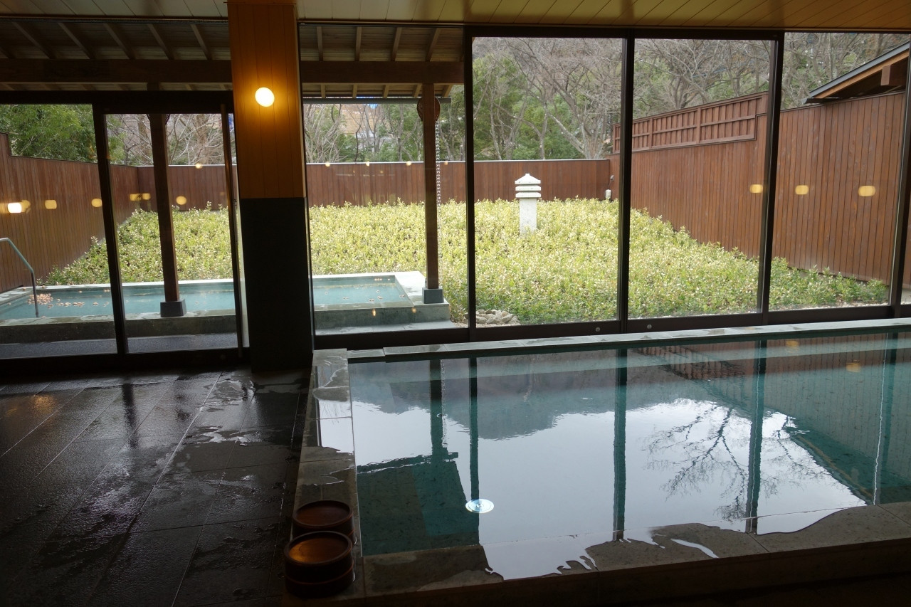 「栃木民藝」にときめく♪ 星野リゾートの温泉旅館3634053