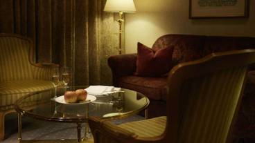 客室内のダイニングエリア / 29