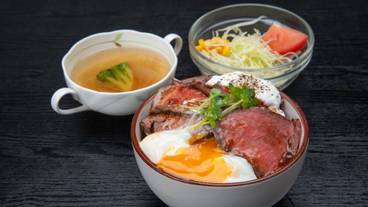 食事・飲み物 / 2