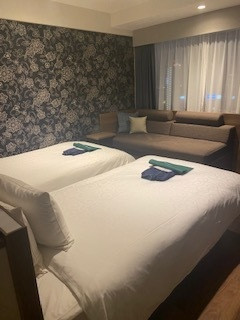 広めの部屋2つコネクトです。