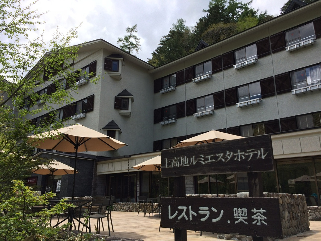 お土産屋さんも是非