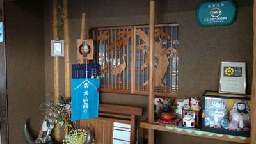 内部エントランス / 2