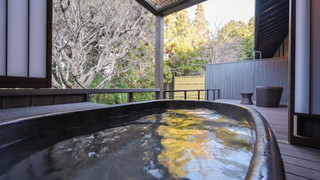 ダイニングルーム　喫煙