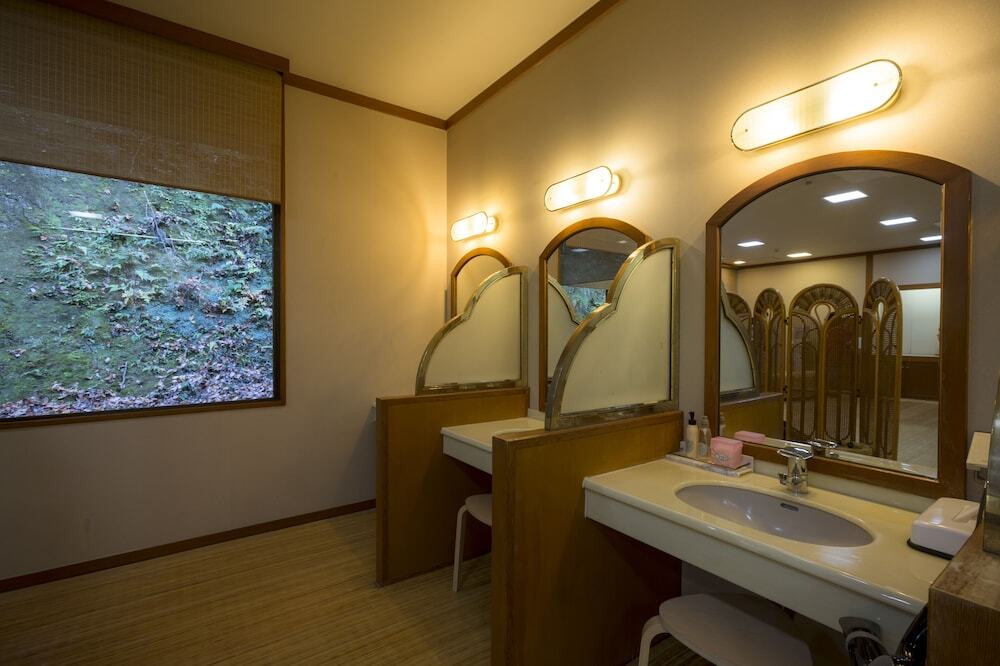 大浴場の脱衣場