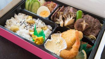 食事・飲み物 / 6