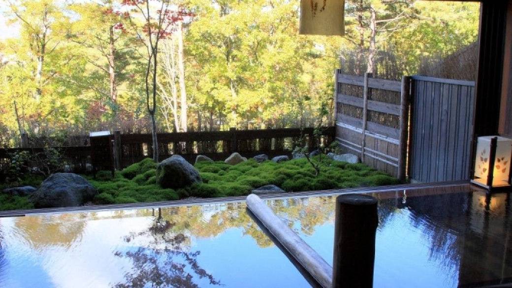 貸切露天風呂で
さわやかな朝時間 / 5