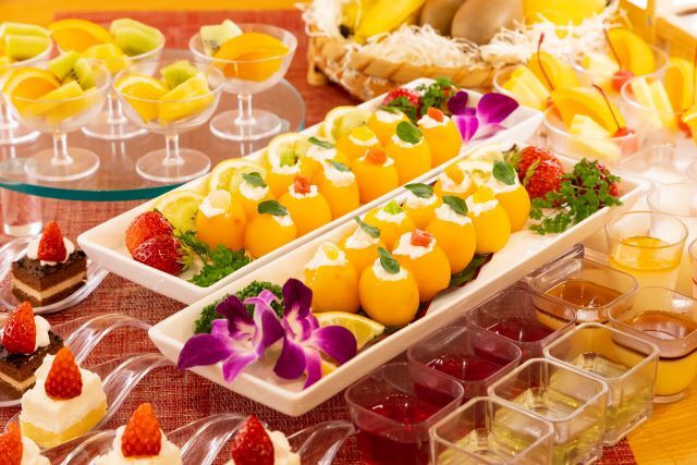 夕食ビュッフェ⑧