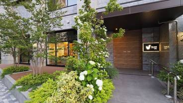 内部エントランス / 2