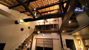 施設の入り口 / 8