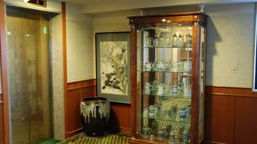 内部エントランス / 2