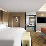 ラグジュアリースイート一例 / 2