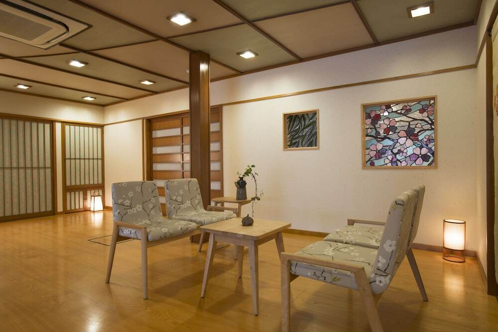 ロビー応接スペース