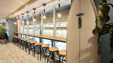 朝食スペース / 13