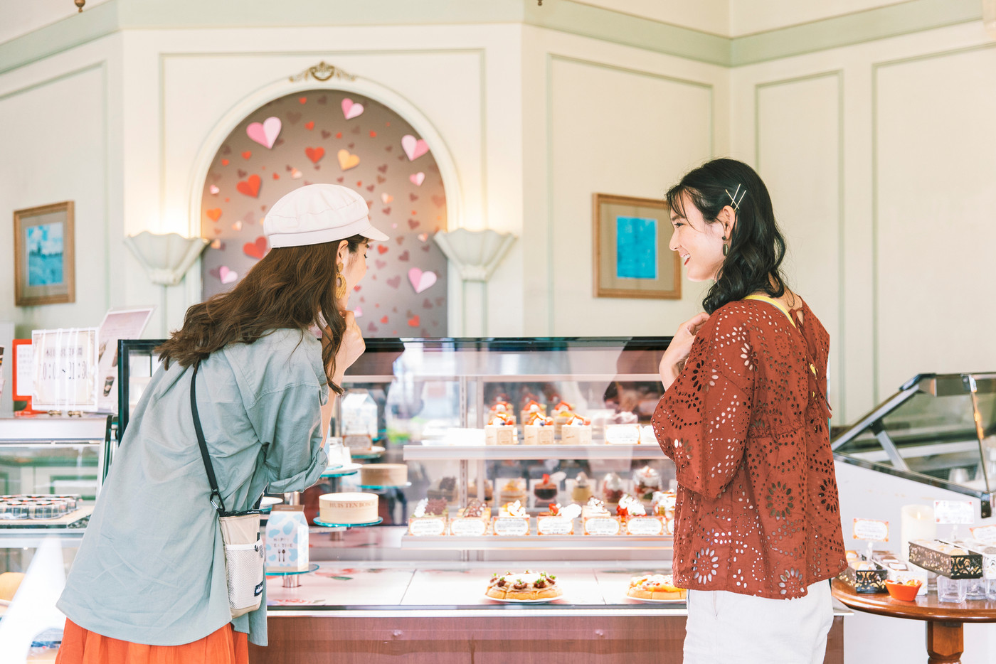 遊び疲れたら、あま～いスイーツを堪能しながらひと休み♪1907707