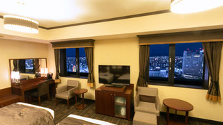 デラックス ツインルーム 禁煙 （30〜31階　高層階　夜景確約）