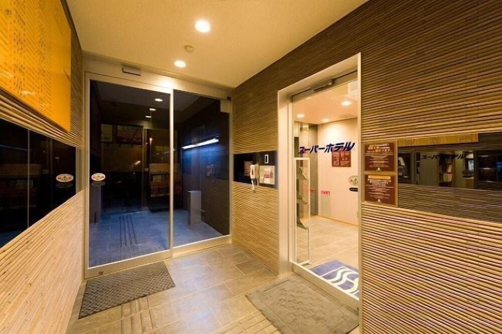 内部エントランス