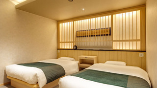 デラックス 4 人部屋 専用バスルーム