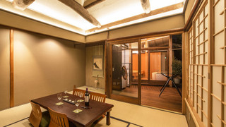 Suite, 2 Bedrooms, Temple Garden View