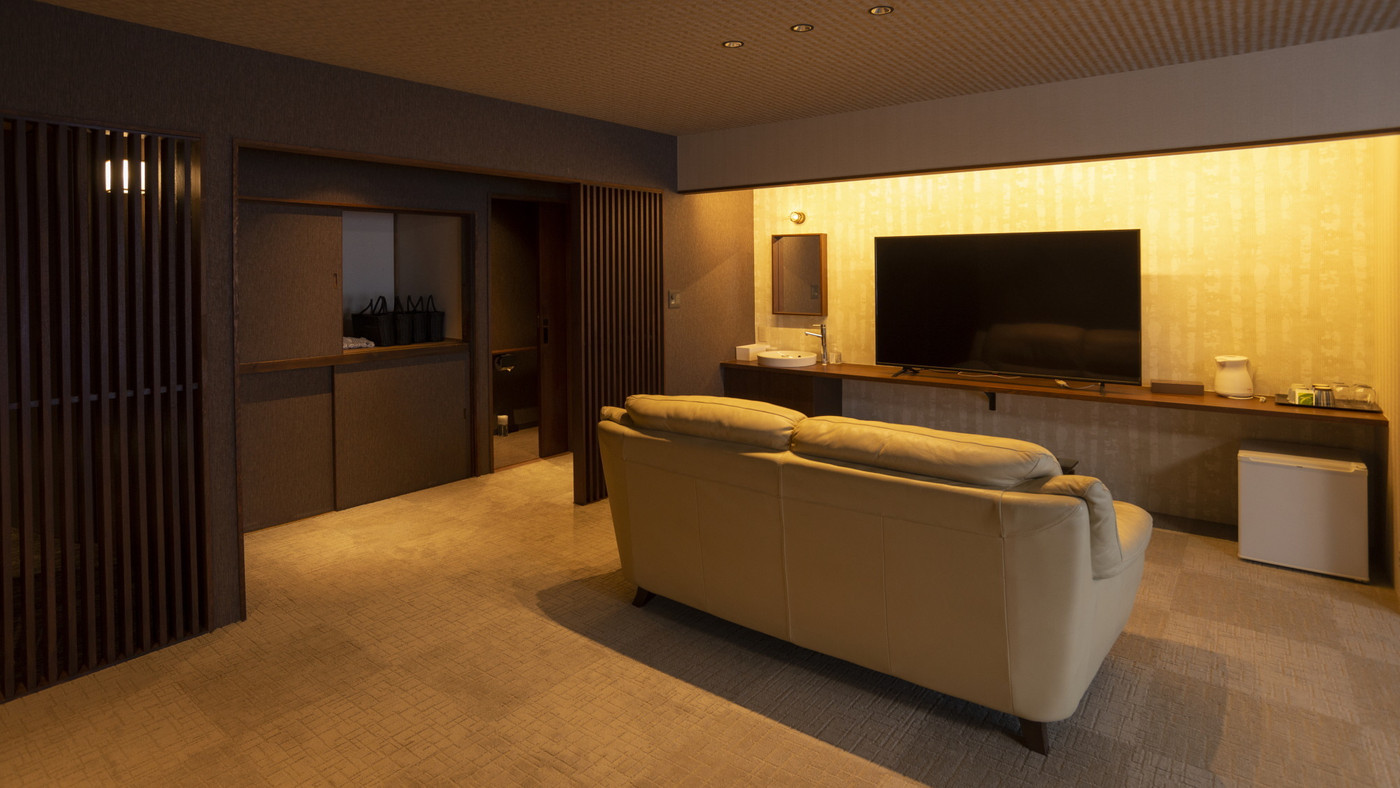 暮らすように泊まれる「和モダンルーム」3750982