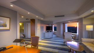 コーナースイート 禁煙(3歳以下のお子様は添い寝となり無料の為、検索時の予約人数に含めないで下さい/ 添寝人数は大人1名につき1名まで)