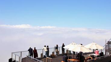 屋外ダイニングエリア / 11