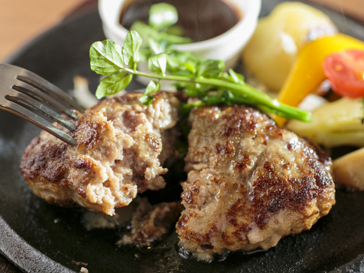 「STEAK HOUSE sandbar 辻堂海岸サーファー通り店」料理 19703 窯焼きハンバーグ