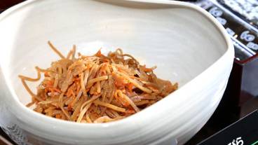 食事・飲み物 / 16