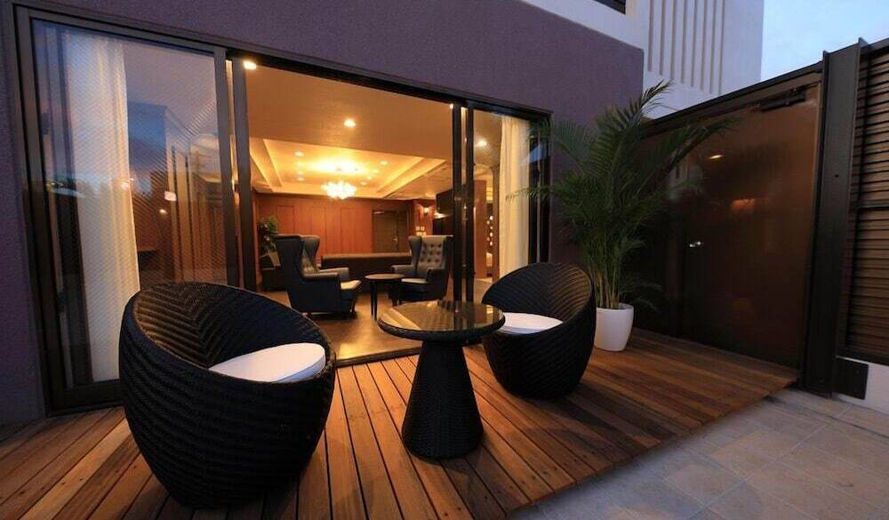 ロイヤルスイート テラス / 3