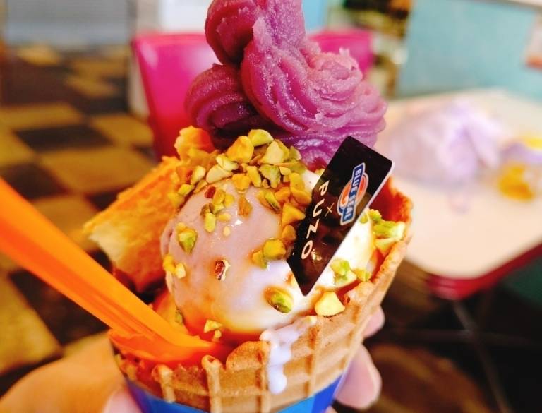 那覇空港に到着
レンタカーでホテルへ / 3