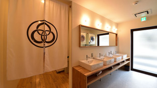 12ベッド　男女混合ドミトリー ２名予約