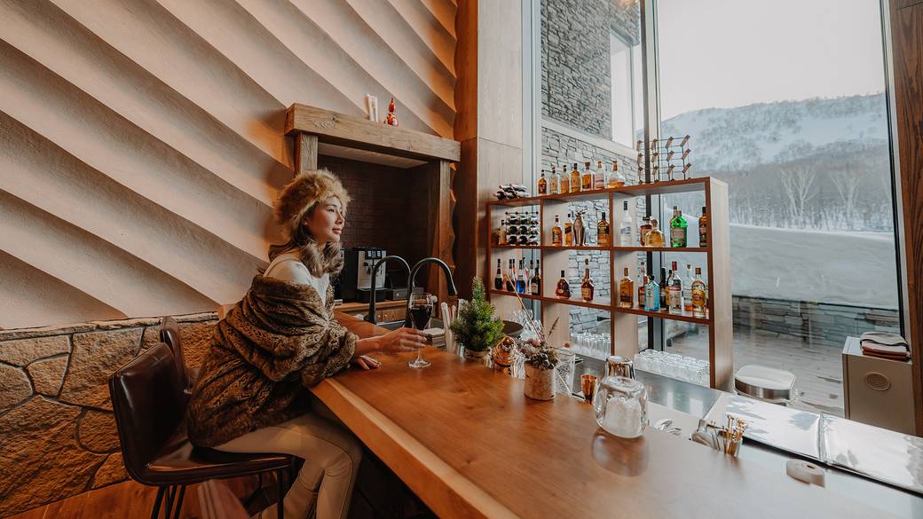 ロビーラウンジ 雪景色 / 3