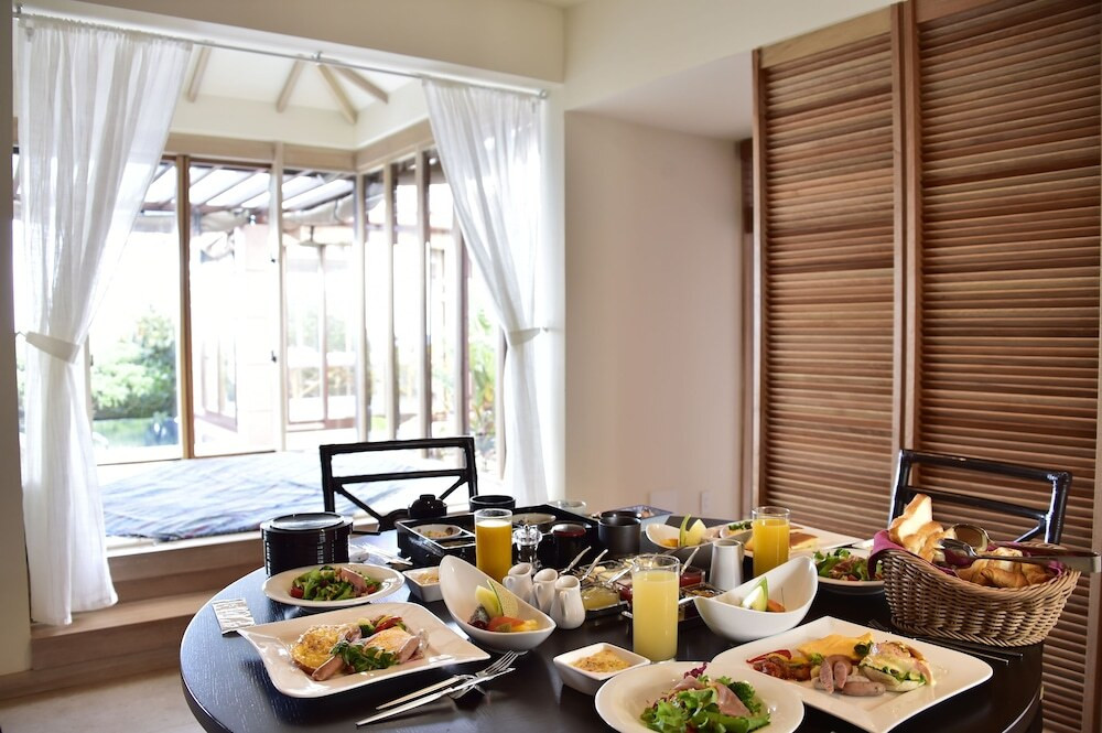 約100万坪にわずか10棟。贅沢ヴィラで宮古島の絶景を堪能4276925