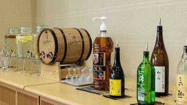 ロビーラウンジ / 8