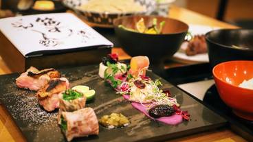 食事・飲み物 / 11