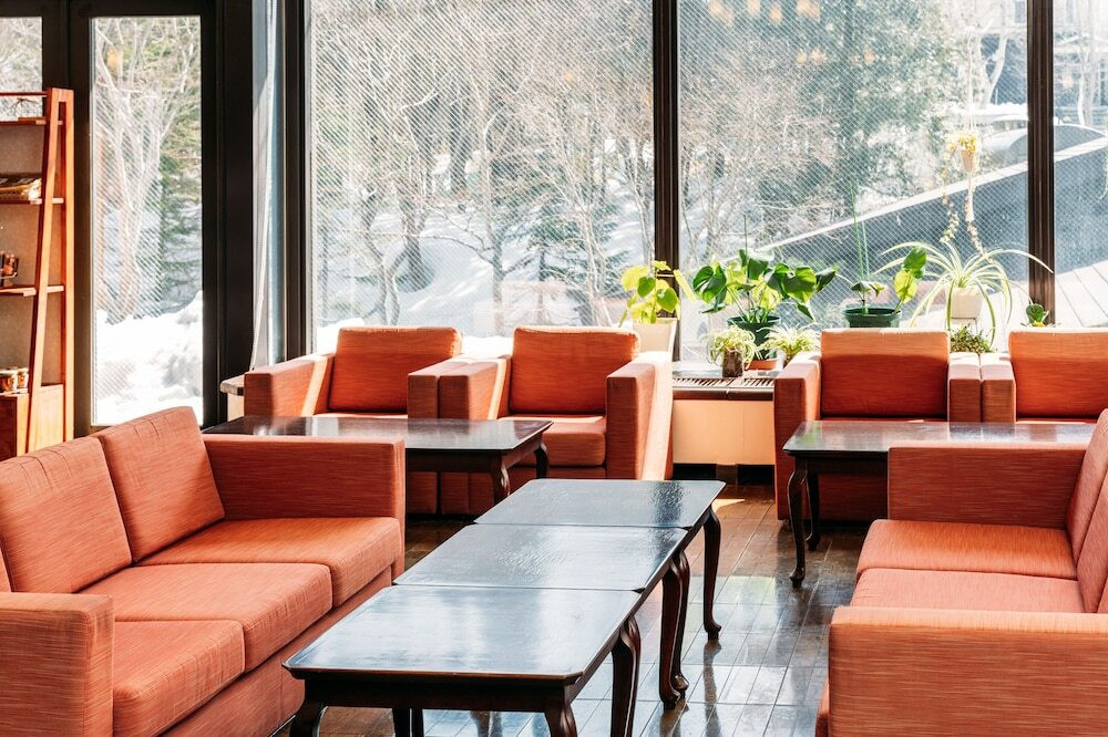 ロビーラウンジ