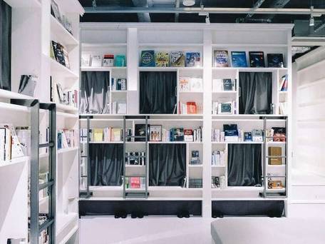 BOOK AND BED TOKYO 心斎橋店 / 3