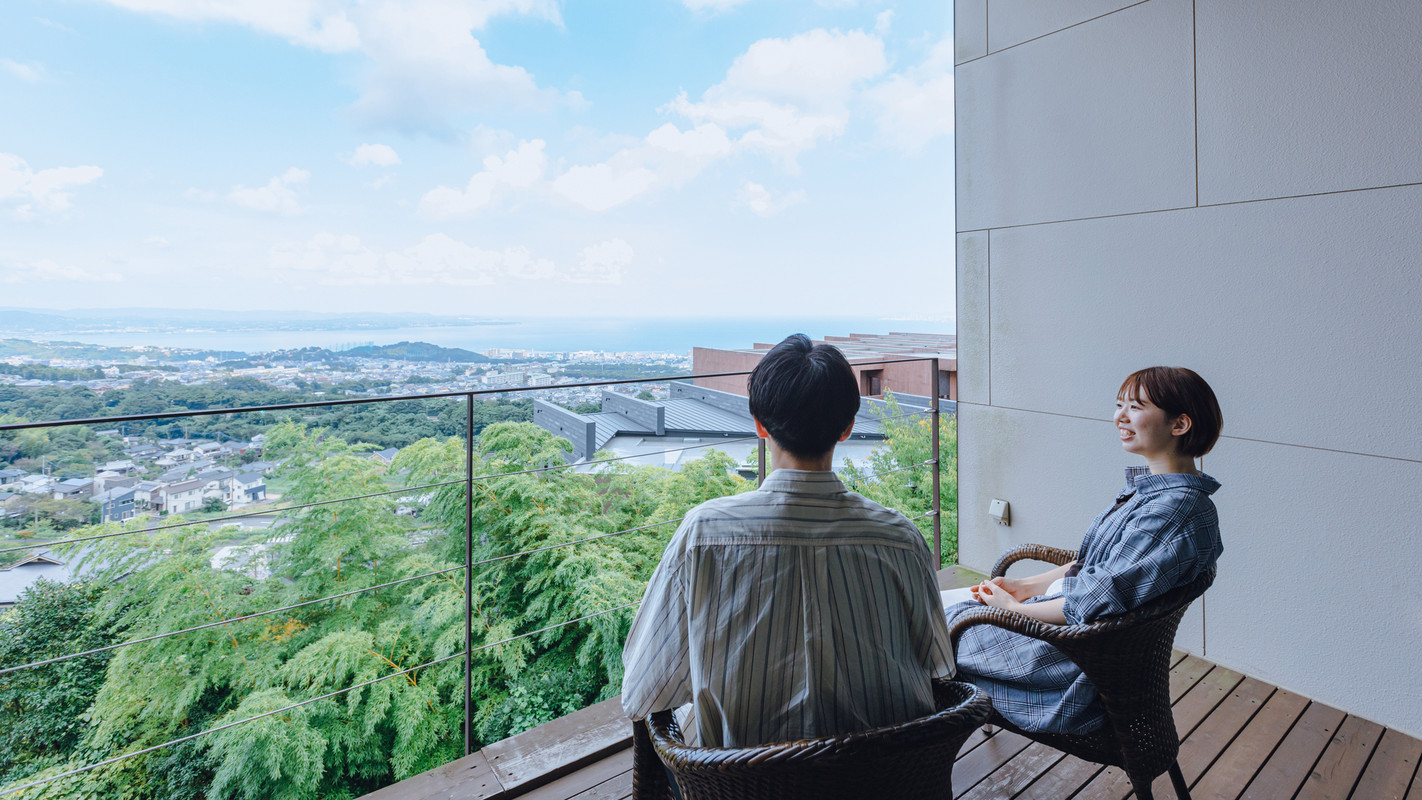 半露天風呂付客室　プライベートテラス