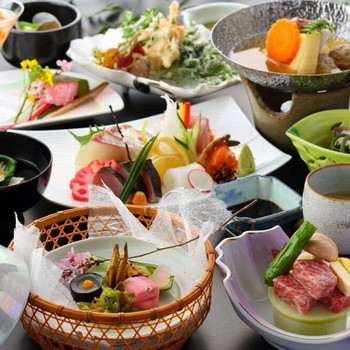 朝夕お部屋食で気兼ねなし♪はじめての旅にも最適の温泉旅館4067568