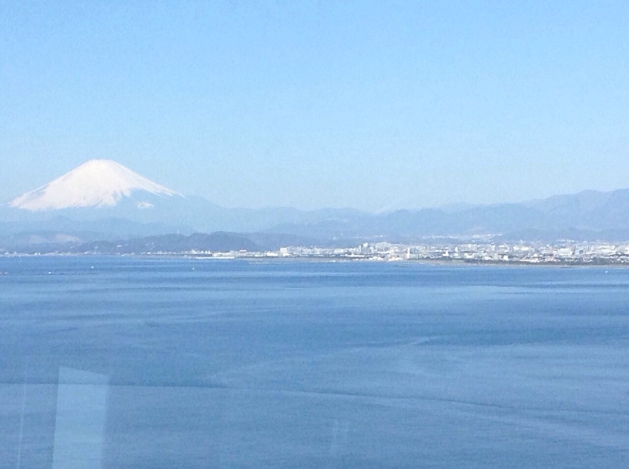 二人でのんびり眺めたい…富士山を望む客室3480346