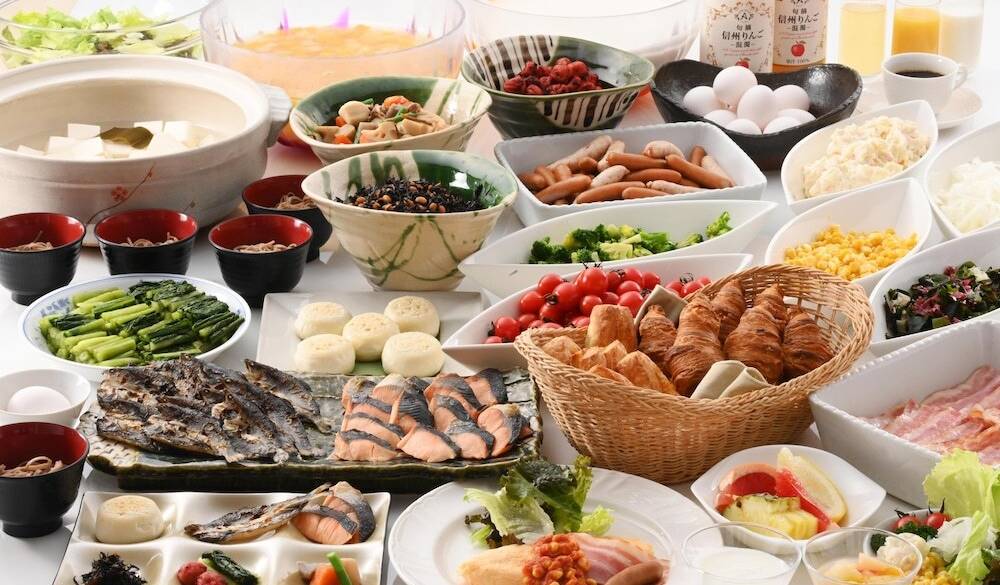 朝食ビュッフェ① / 1