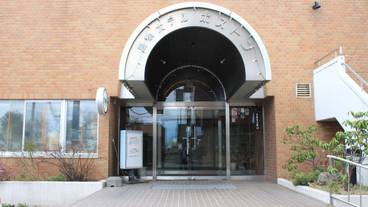 施設の入り口 / 11