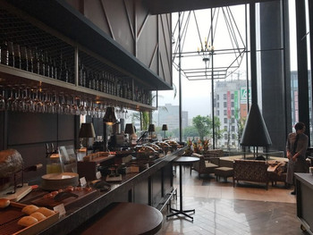 「フォレストキッチン ウィズ アウトドア リビング」内観 1198226 